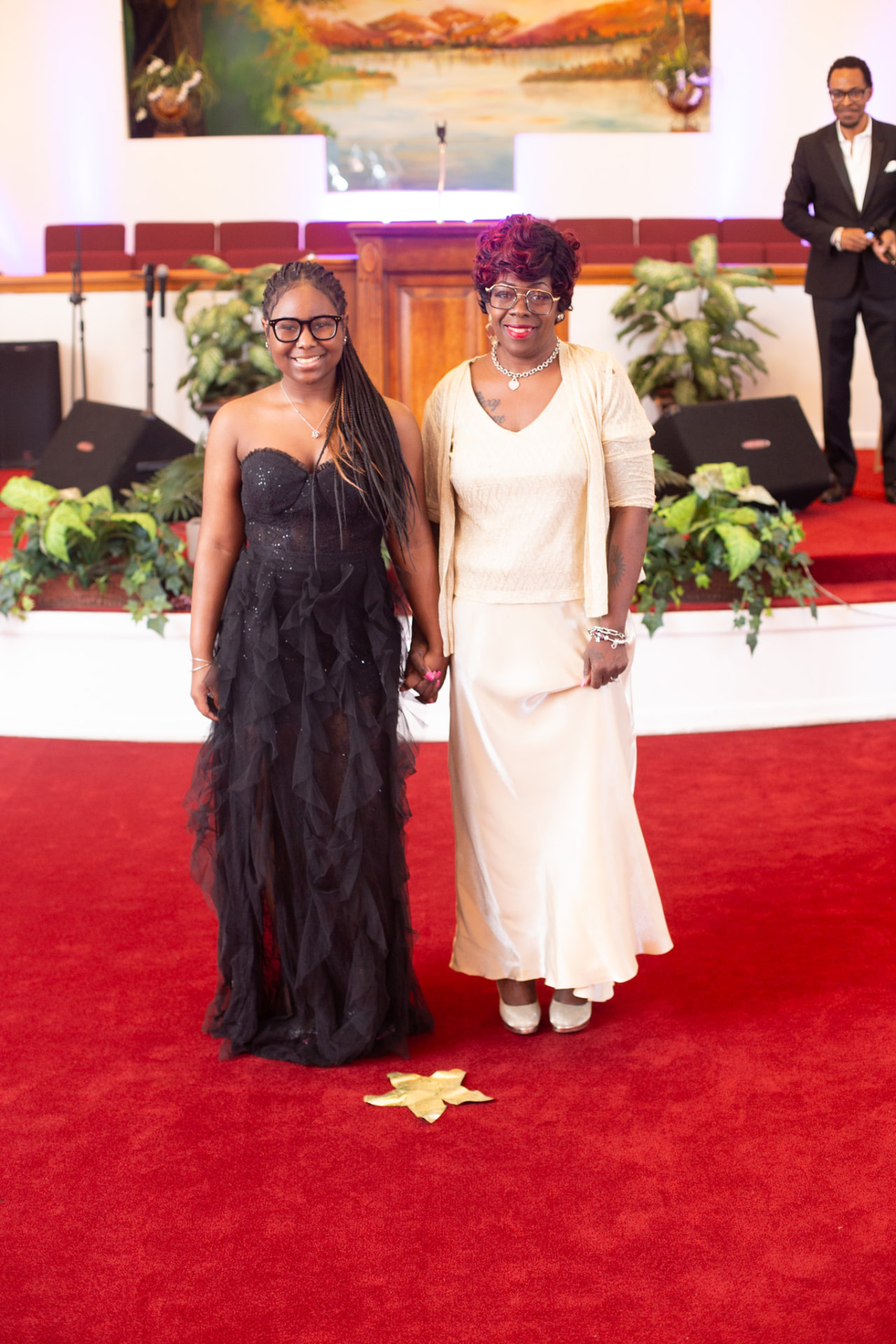 Event photography — father-daughter dance on the red carpet